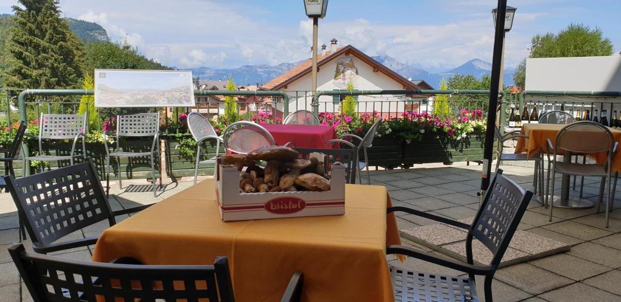 Hotel Martinella Folgaria Extérieur photo
