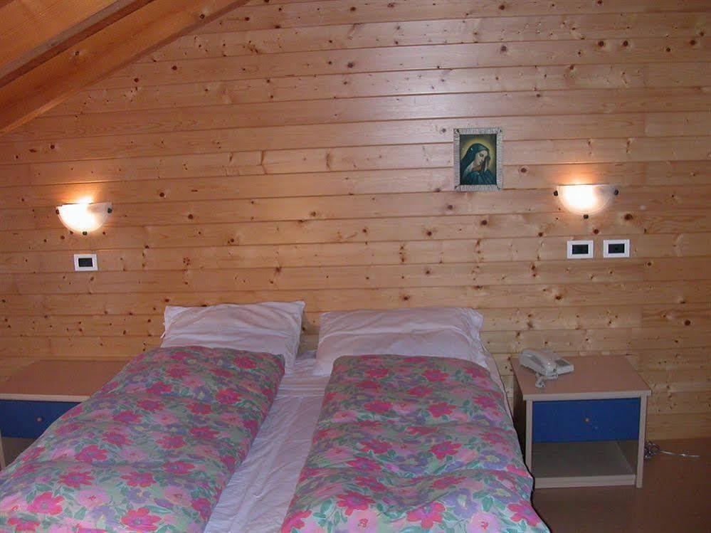 Hotel Martinella Folgaria Extérieur photo
